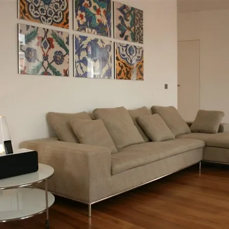 Magnificent 2 Bedroom Apartment In Lisbon Lisboa